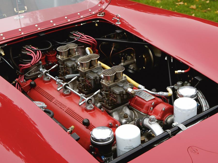  Ferrari 250 TRI61 1961 года  (фото 6 из 18)